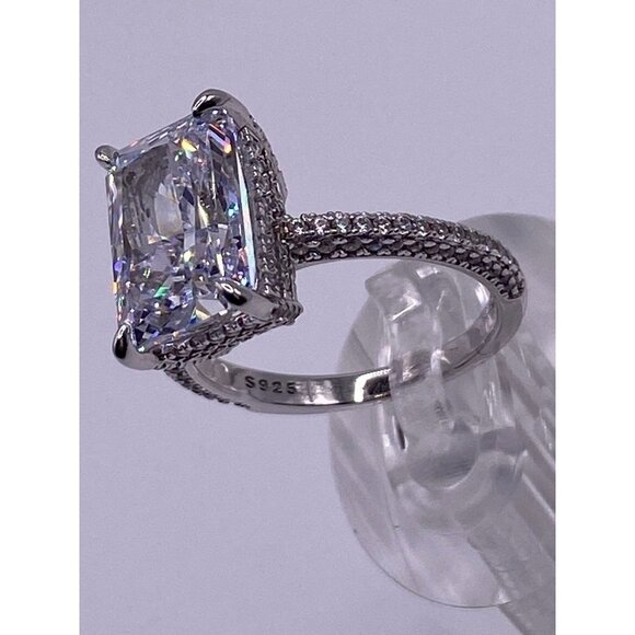 7.0ct Radiant Cut Engagement Ring, Simulated Diamond 925 Sterling Size 8.5 - Picture 10 of 12
